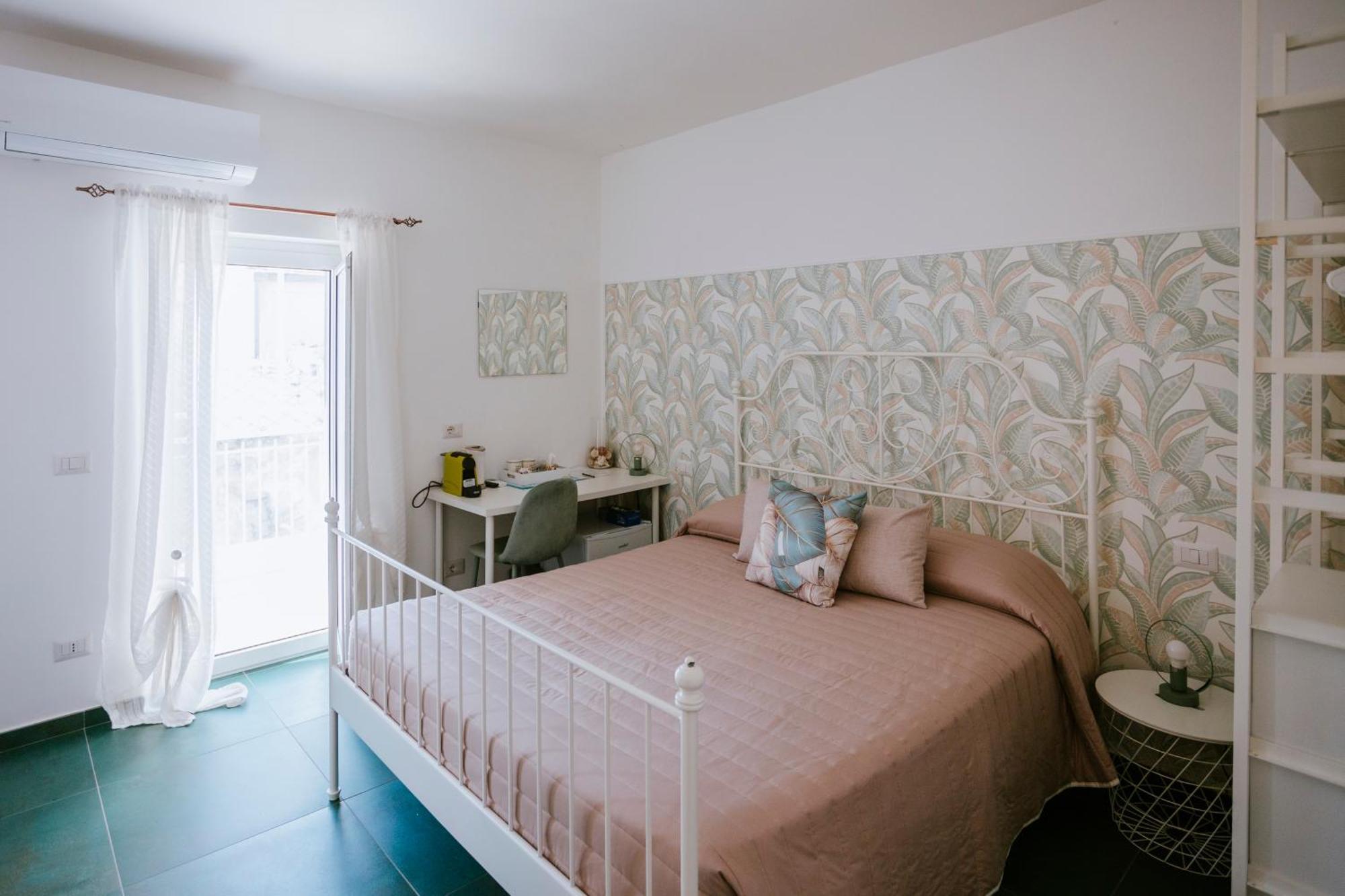 Residenza Delle Sirene Hotel กาเอตา ภายนอก รูปภาพ